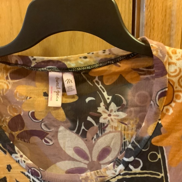 Sweet pea top - Picture 3 of 3